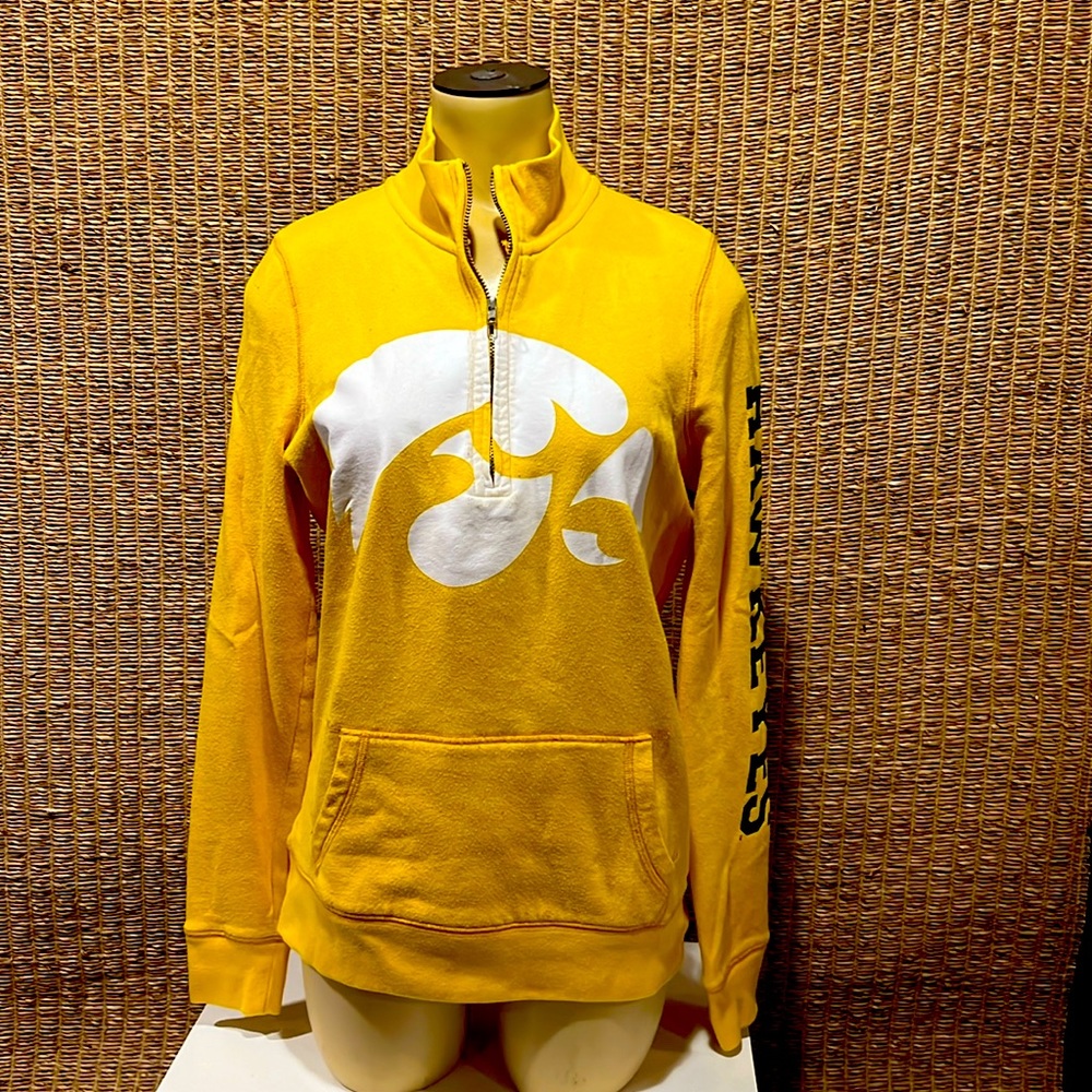 University of Iowa Victoria secret Pink 1/4 zip sweatshirt